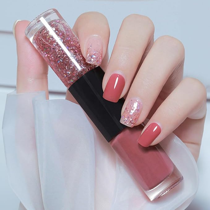 طقم مناكير متكامل – ألوان لامعة وثبات طويل